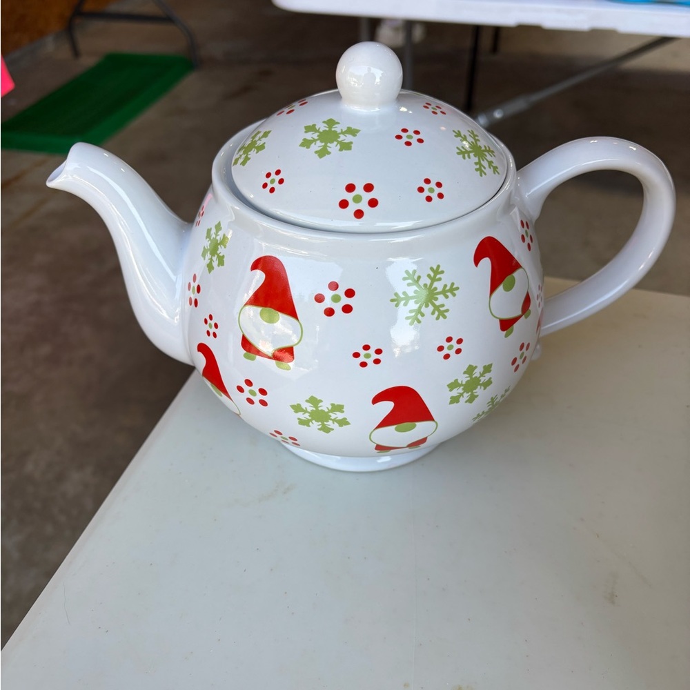 Temptations Holiday Teapot with Red and Green Design